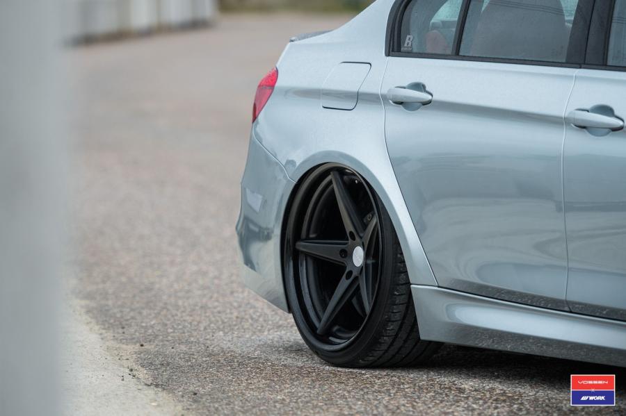 Детали экстерьера BMW M3 Sedan on Vossen Wheels (VWS-3) 2017 года  (фото 17 из 44)